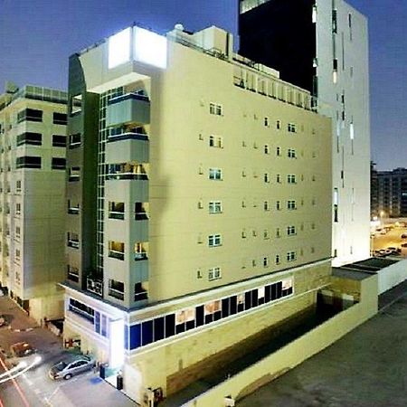 Richmond Greens Hotel Dubai Exterior photo