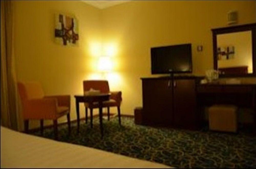 Richmond Greens Hotel Dubai Exterior photo